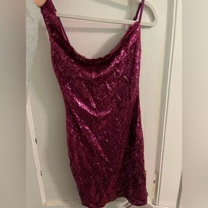 This is a hello Molly Citadel dress in a size Xs and color magenta.
